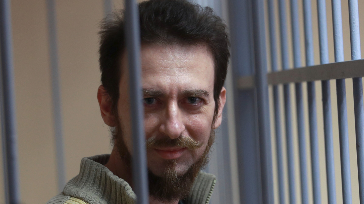 Бывшему режиссеру «Ералаша» Белостоцкому снизили вдвое приговор по обвинению в педофилии