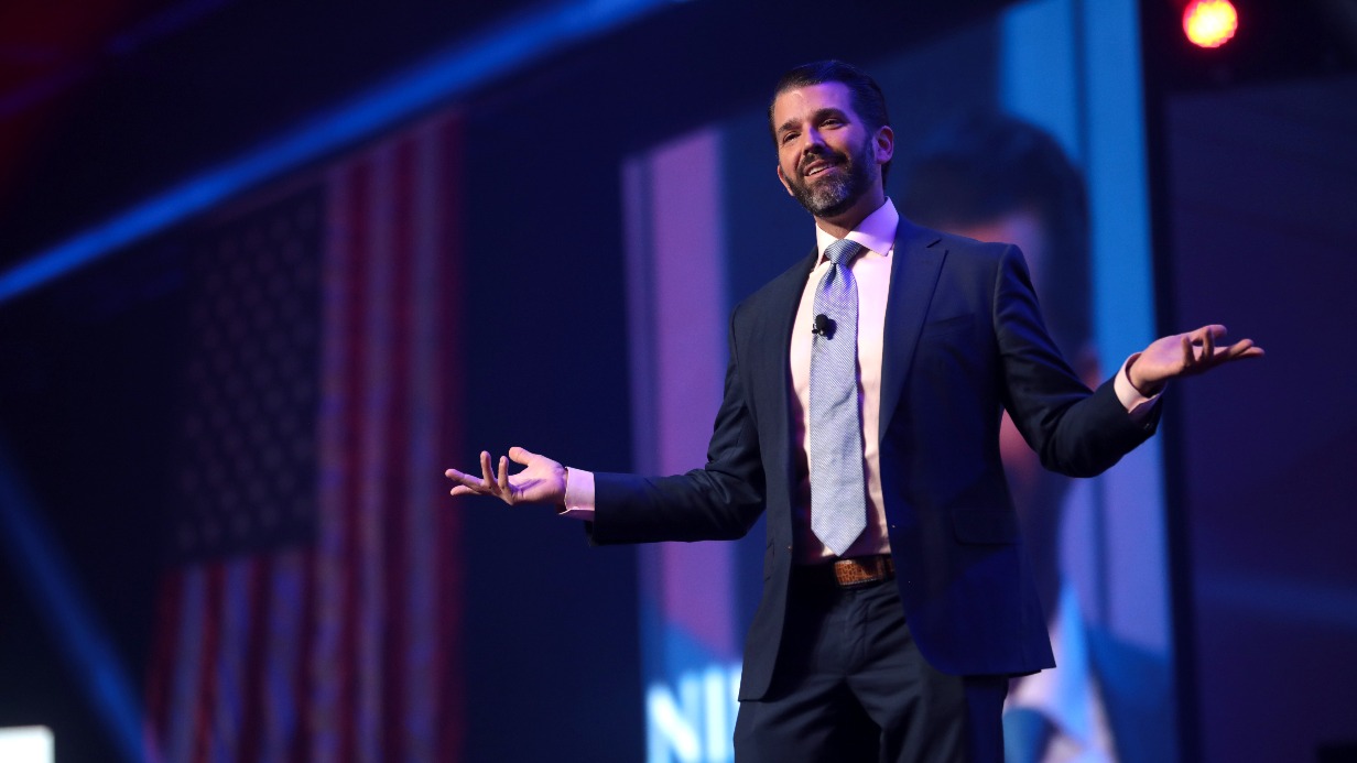 Сын Трампа предложил прекратить помогать Украине после инцидента в Польше