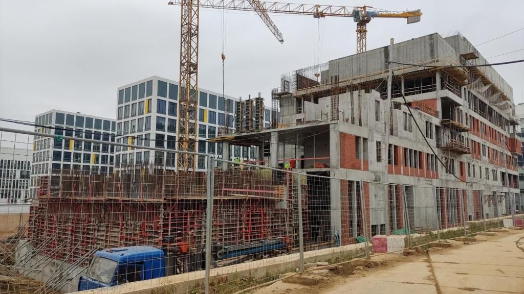 Рафик Загрутдинов: Завершается возведение конструктива здания нового корпуса лучевой терапии больницы в Коммунарке