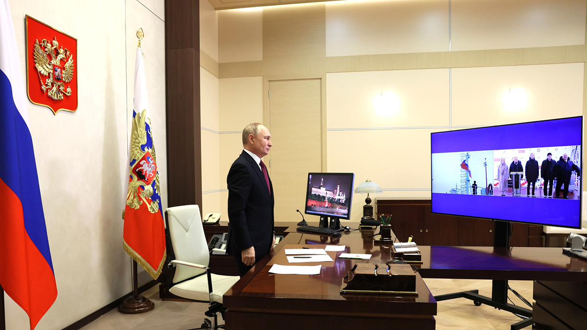 Путин дал старт спуску на воду корпуса атомного ледокола «Якутия»