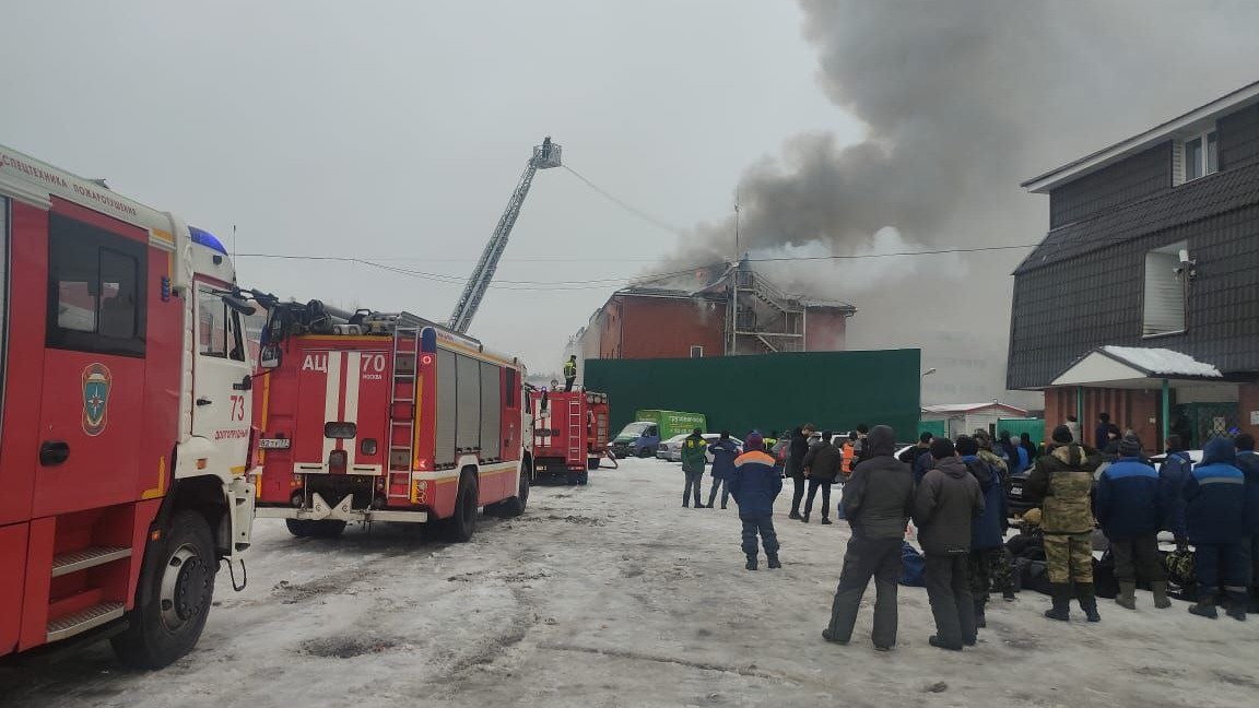 Прокуратура проводит проверку по факту пожара в общежитии в Подмосковье