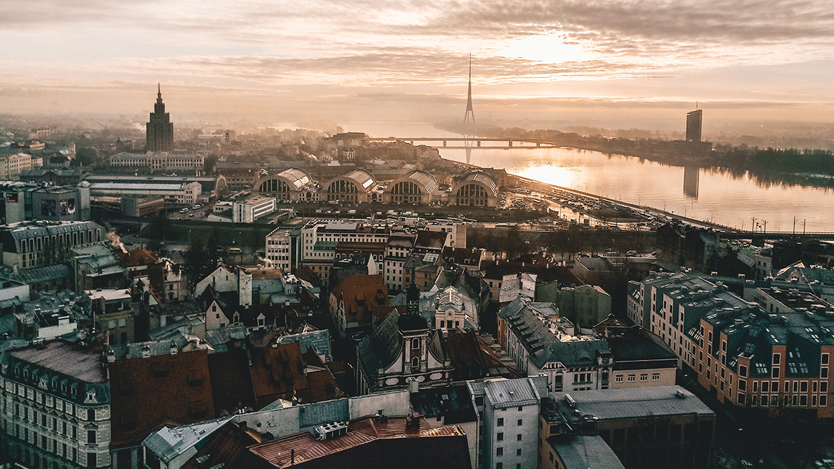 Латвия прекращает выдачу россиянам всех типов виз