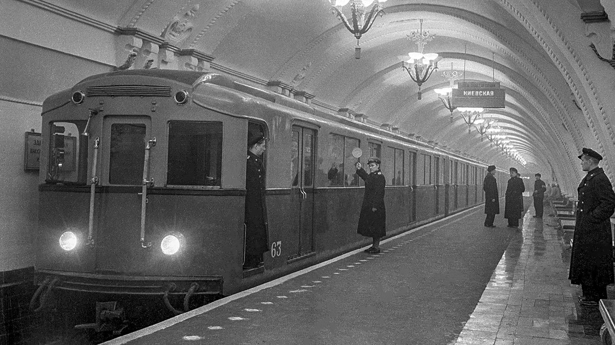 Как строили московское метро