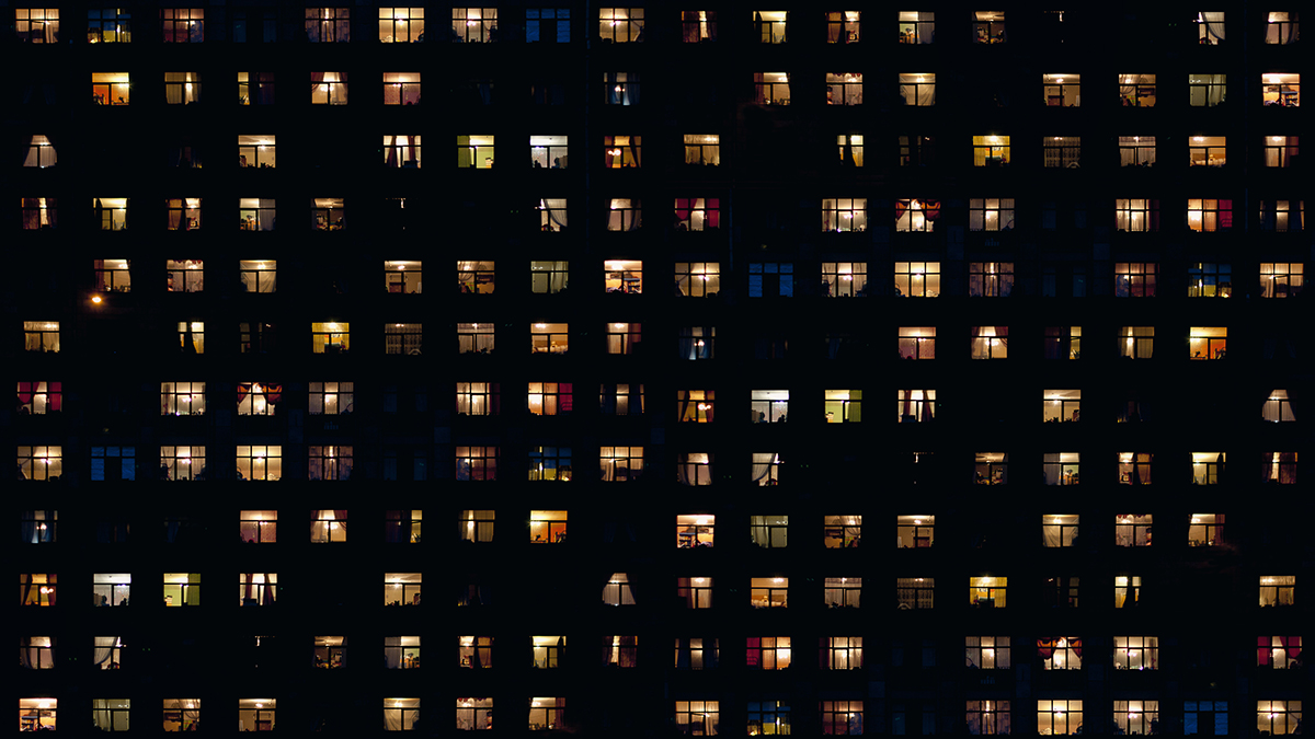 Осужденная после смерти дочери женщина покончила с собой в Москве