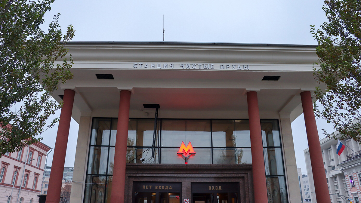 Депутат Иванов объяснил, почему родившую в метро россиянку нельзя награждать