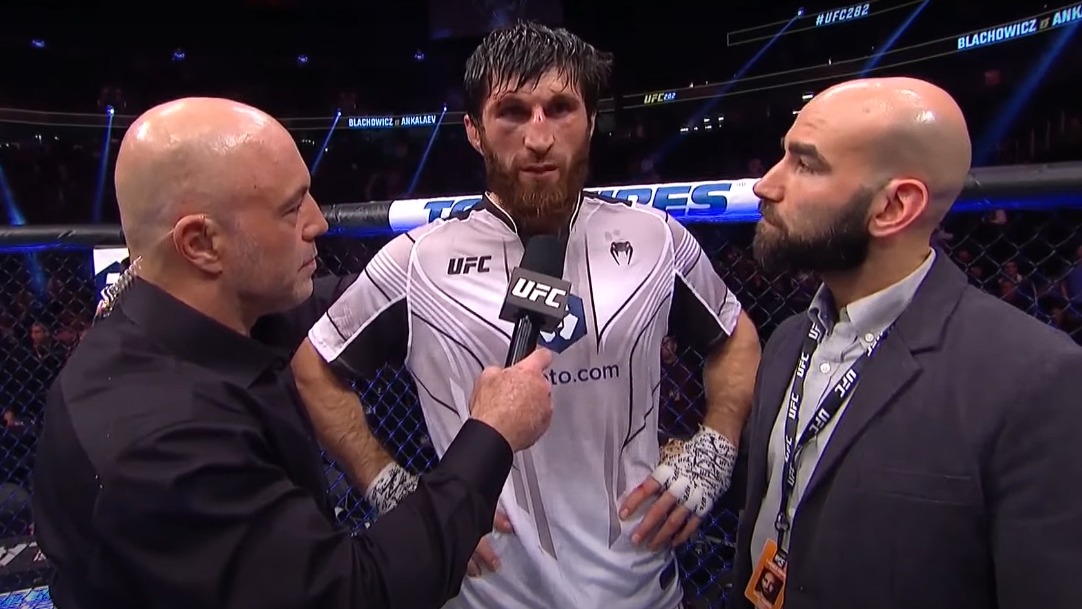 «Мне почему-то не дали пояс»: Анкалаев возмутился результатами боя с Блаховичем 