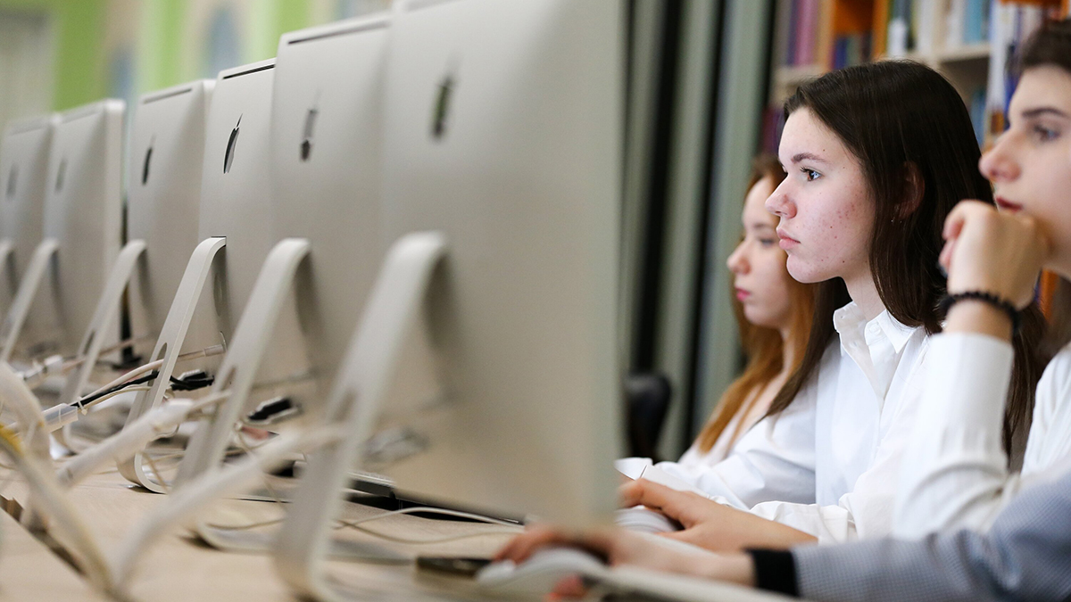 Курс «Основы российской государственности» начнут изучать в вузах с сентября