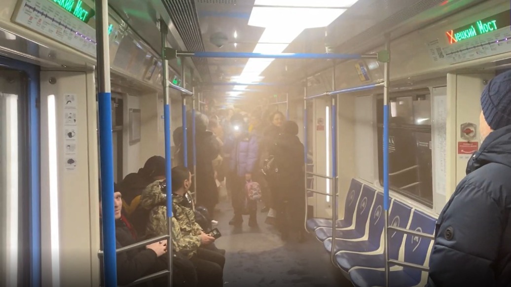 Задымление произошло в вагоне поезда на Таганско-Краснопресненской линии метро