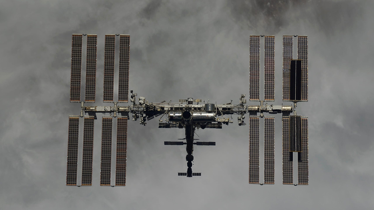 Роскосмос раскрыл причину повреждения грузового корабля «Прогресс МС-21»