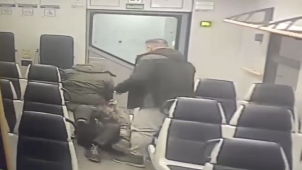 Появилось видео с места убийства пассажира подмосковной электрички