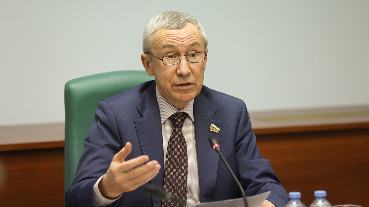 В Совфеде призвали проверить слова правнучки Чкалова о ядерном ударе по Москве