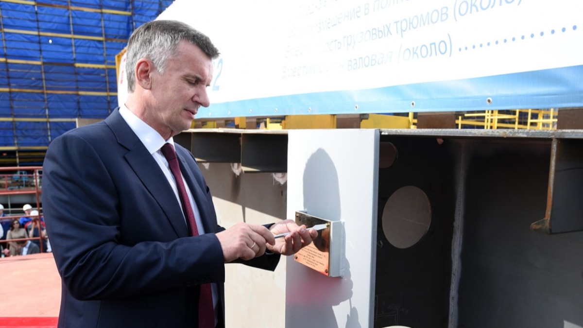 Умер гендиректор «Адмиралтейских верфей» Александр Бузаков