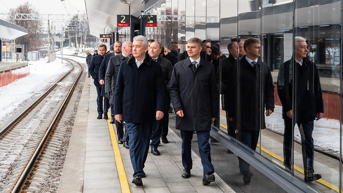 Собянин открыл после реконструкции современный железнодорожный вокзал Переделкино