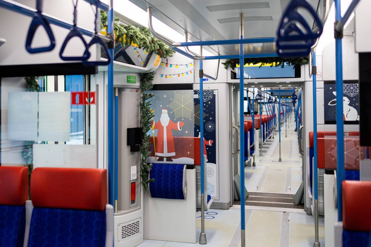 Новогоднюю «Иволгу» запустили на МЦД-2