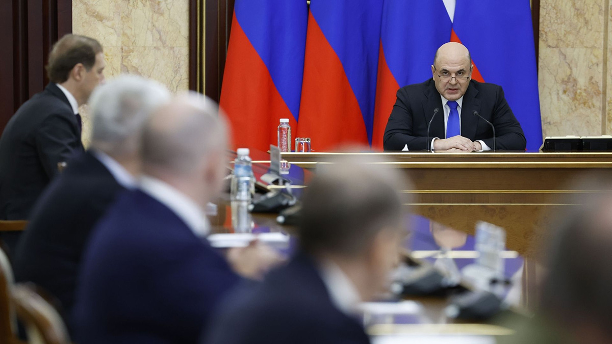 Правительство утвердило постановление о выплатах военным пенсионерам в случае участия в СВО