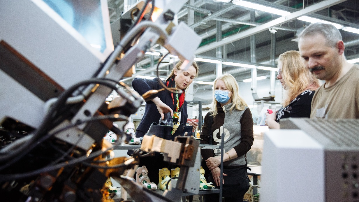 Владислав Овчинский: Более 7,2 миллиона человек посмотрели виртуальные экскурсии по столичным фабрикам и заводам 