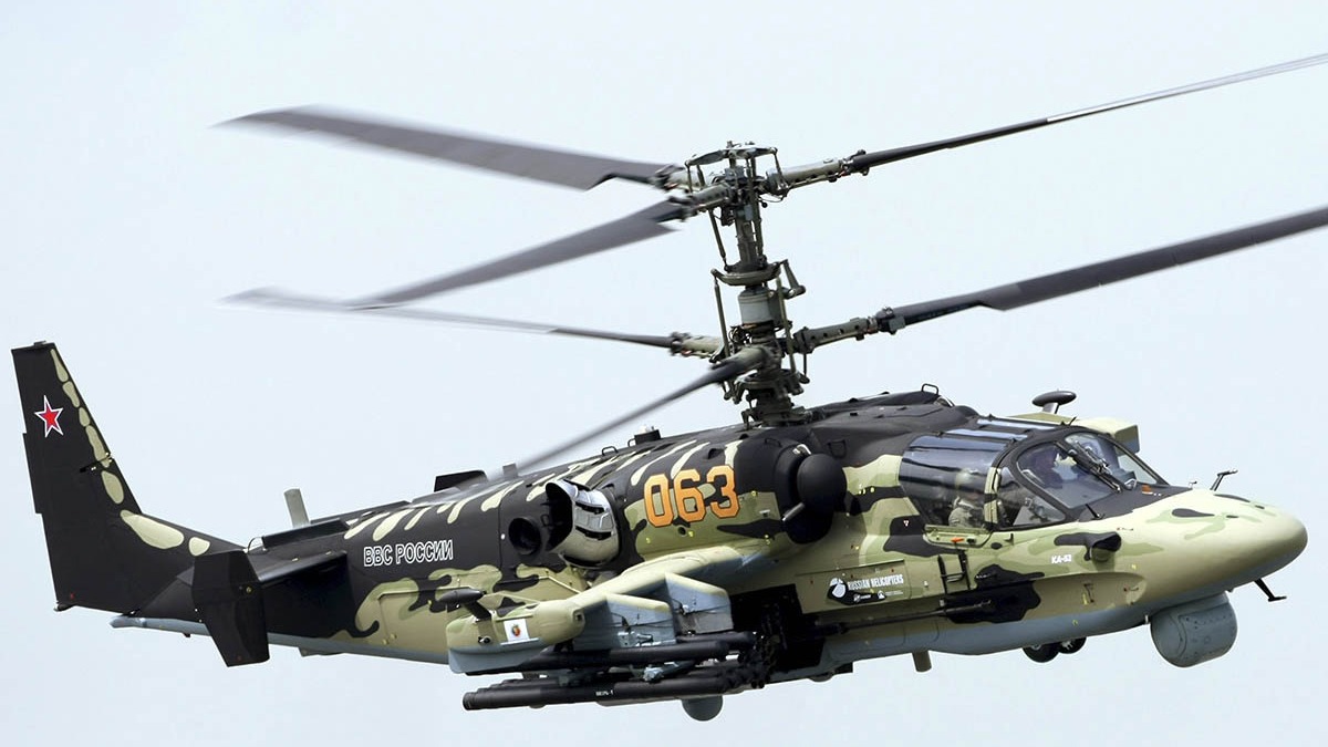 Минобороны опубликовало кадры уничтожения бронемашины ВСУ