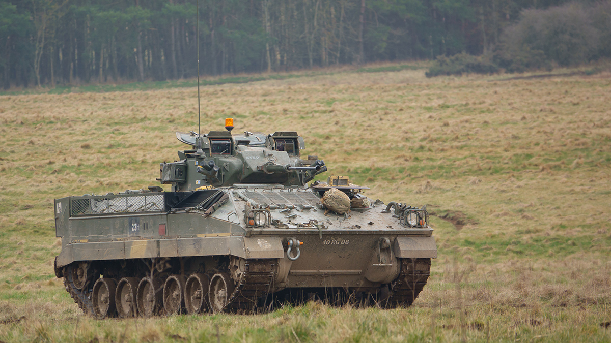 Sky: Британия задумалась над поставками танков Challenger 2 на Украину