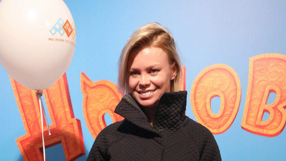 Пополнела и начала выпивать: Евгения Осипова раскрыла подробности своей жизни