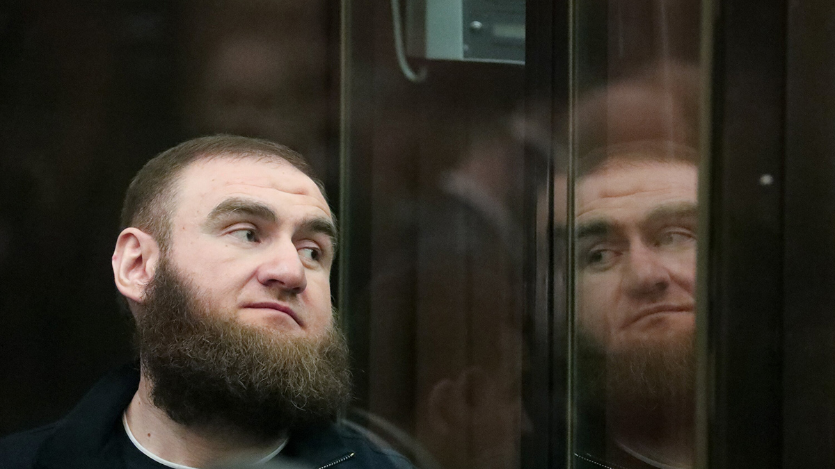 Пожизненно осужденный сенатор Арашуков выразил желание пойти на СВО