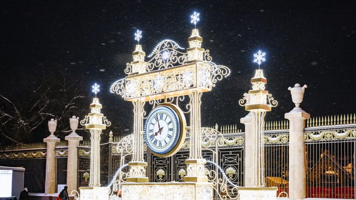 Москвичам рассказали, где найти арки со старинными часами