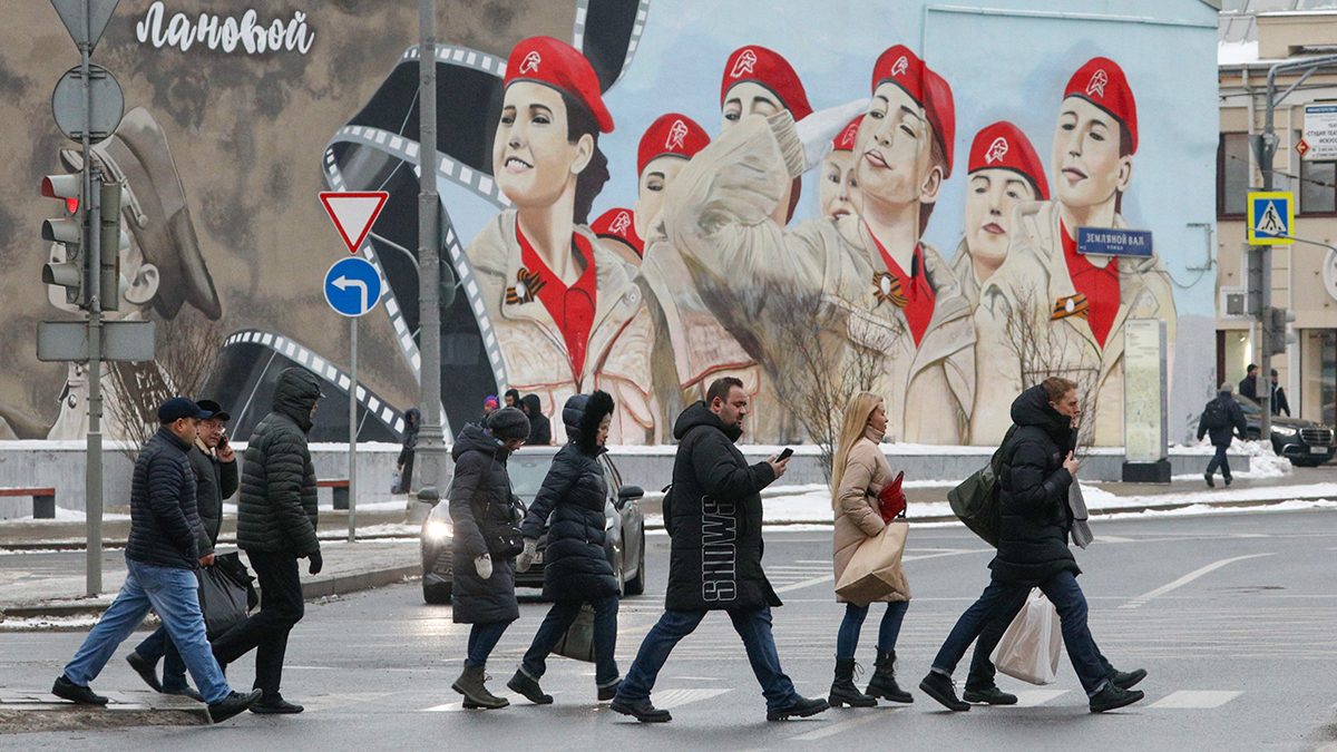 вести в москве днем