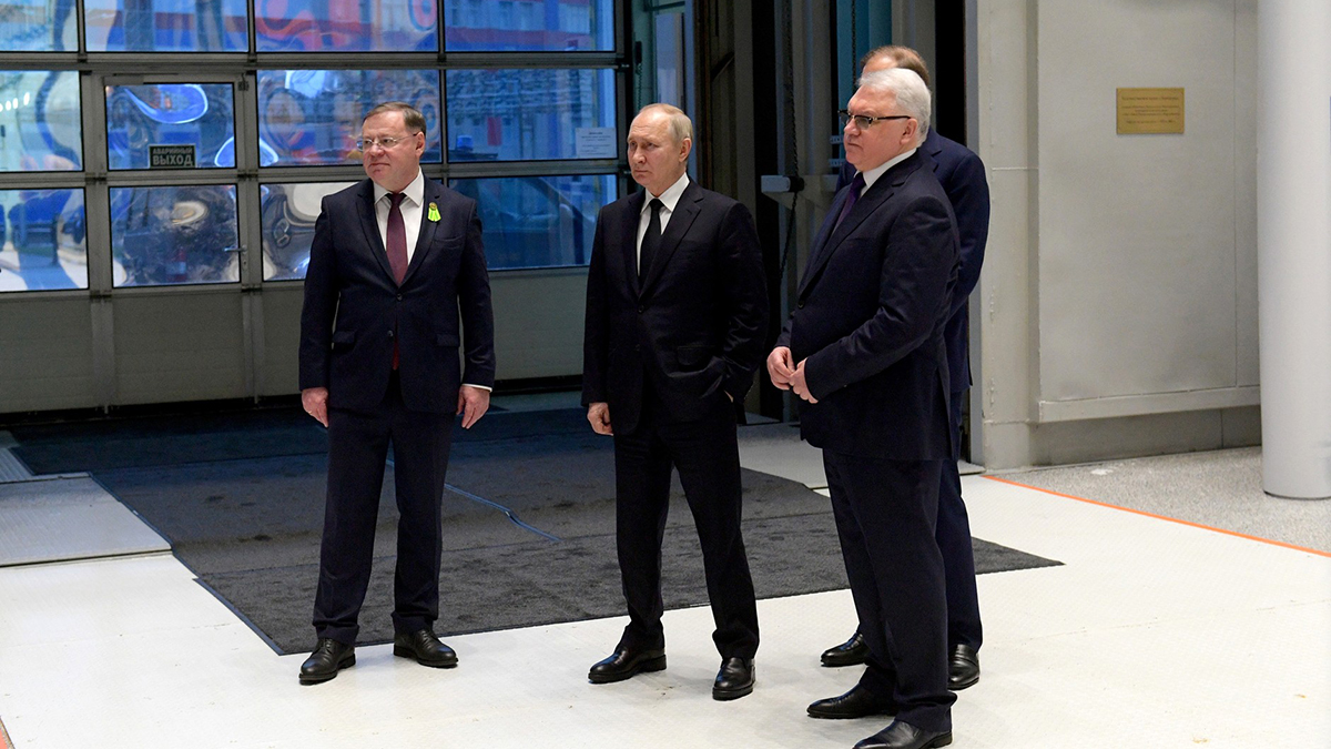 Путин анонсировал отсрочку для работающих в сфере ОПК призывников