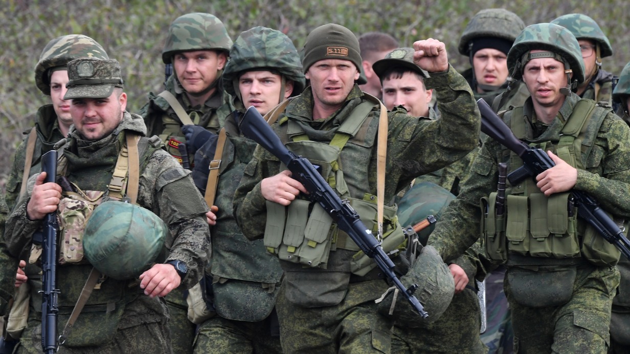 Мобилизованные проходят подготовку на полигоне в ДНР