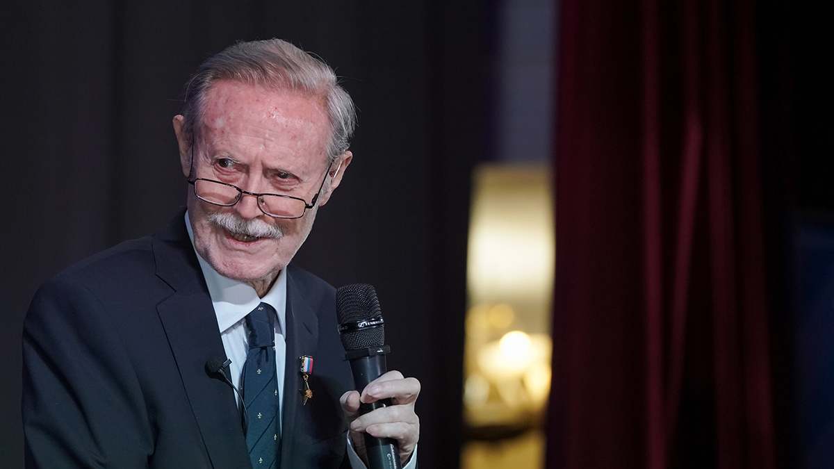 СМИ: Народного артиста Юрия Соломина экстренно госпитализировали с инсультом