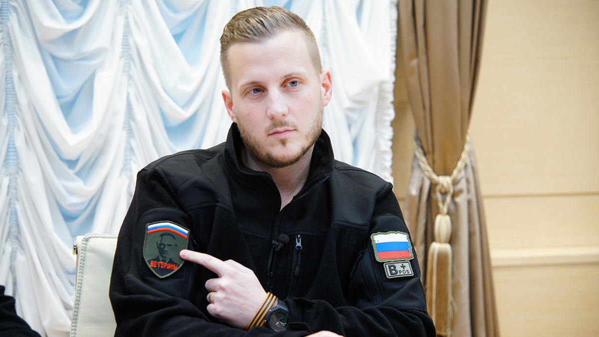 «Я так долго этого ждал»: Россия даст укрытие борцу с неонацизмом Адриану Боке