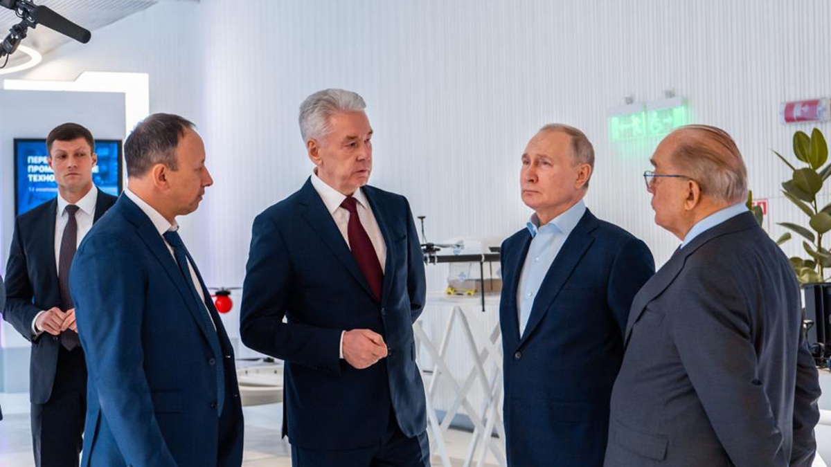 Собянин рассказал о кластере «Ломоносов» инновационного центра МГУ