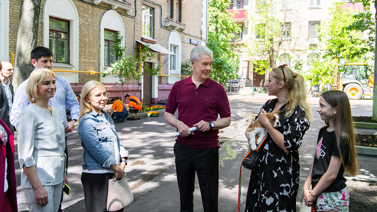 Собянин: В Москве за 10 лет к единому стандарту комфорта привели более 24 тысяч дворов