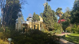 «Путешествуем ВМесте». Жемчужина Черного моря Сочи. Часть 2: Воронцовские пещеры, дендрарий и океанариум