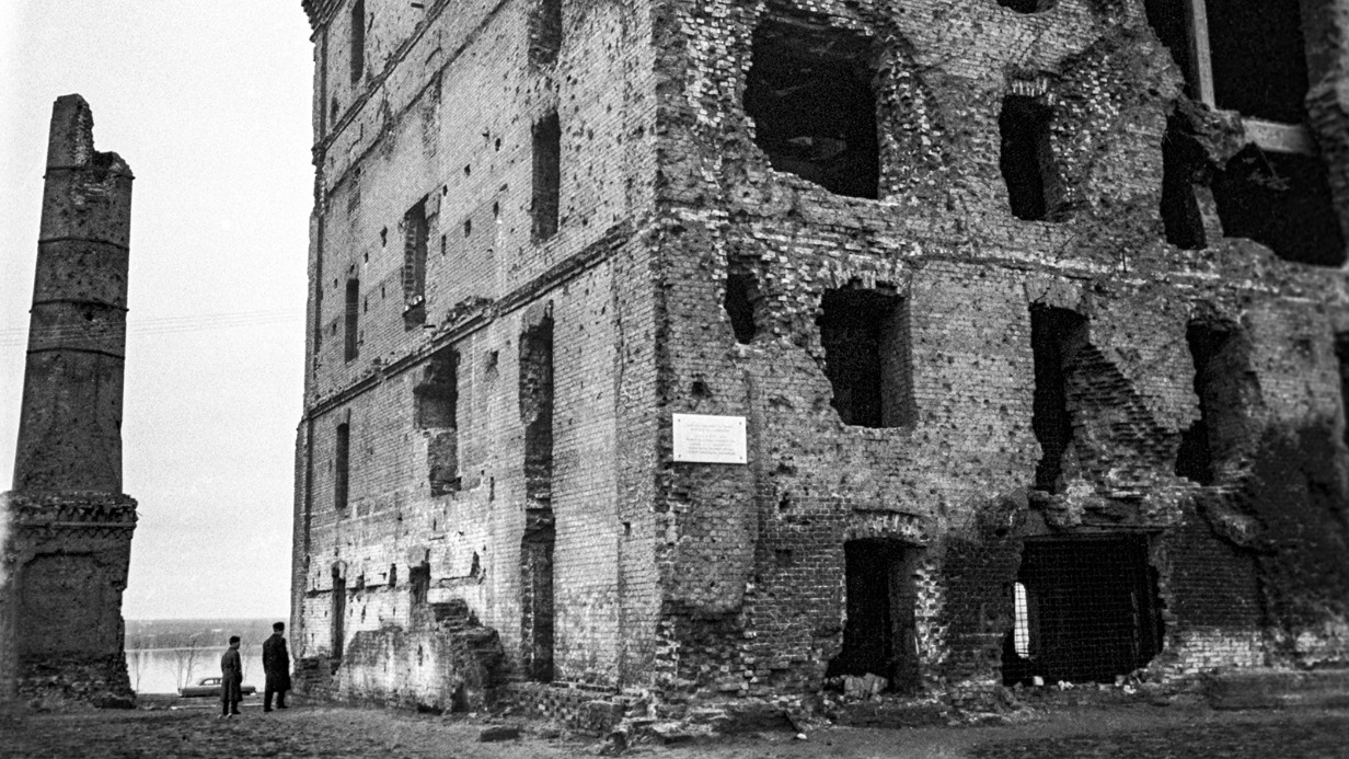 Главархив Москвы опубликовал книгу к 80-летию окончания Сталинградской битвы