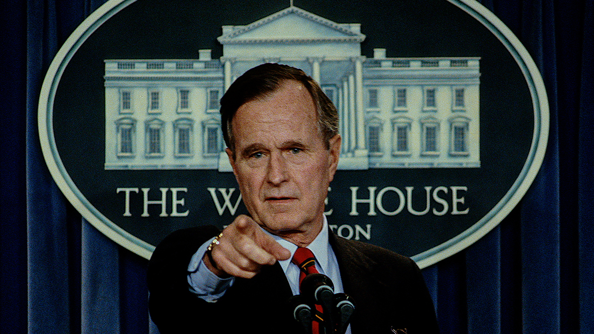 США опубликовали разговор Буша и Гайдара о возможной потере Крыма Украиной