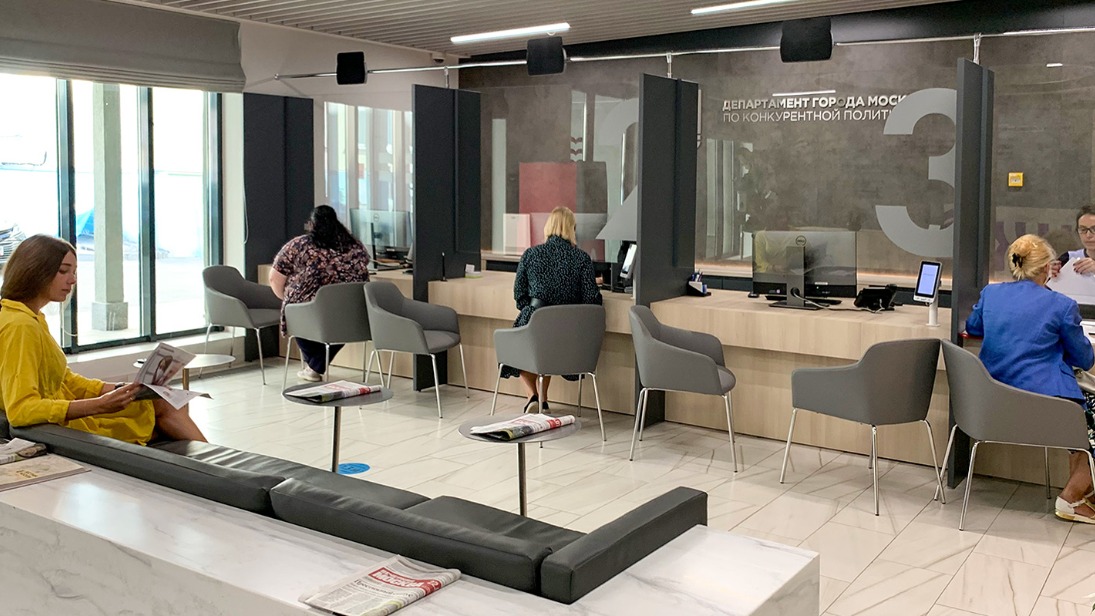 Киоск «Ваш инвестиционный консультант» провел в 2022 году в Москве 22 тысячи консультаций