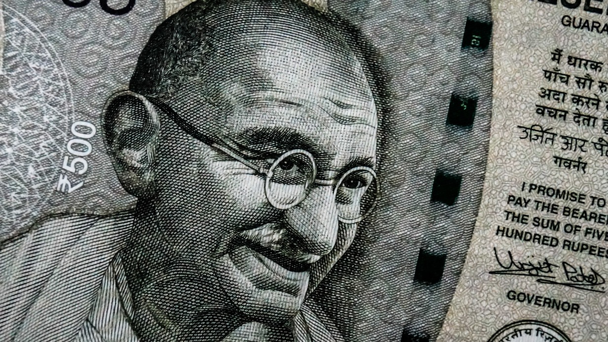 Посол Алипов заявил об опасениях банков в Индии использовать механизм «рубль — рупия»