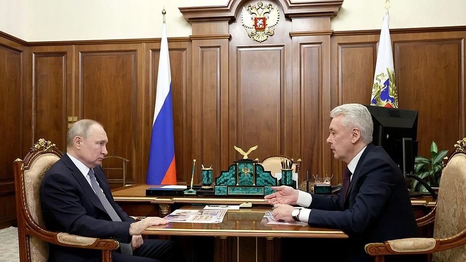 «Мощное развитие Москвы»: главное из встречи Владимира Путина и Сергея Собянина