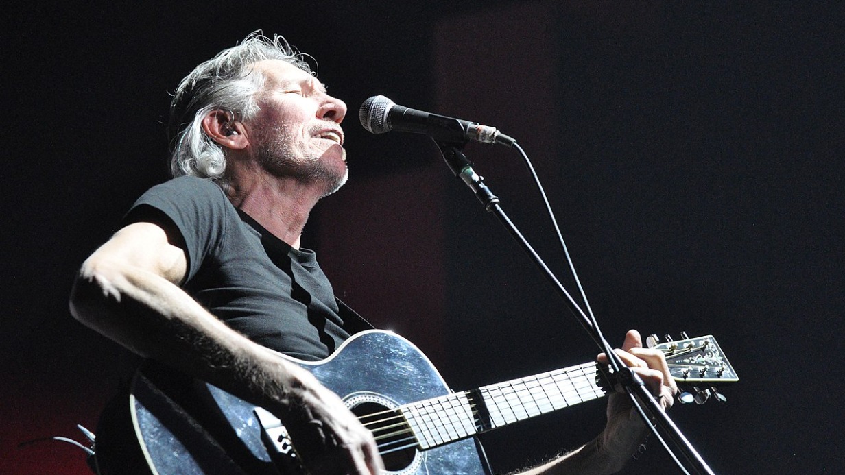 Сооснователь Pink Floyd Уотерс заявил, что не считает операцию на Украине неспровоцированной