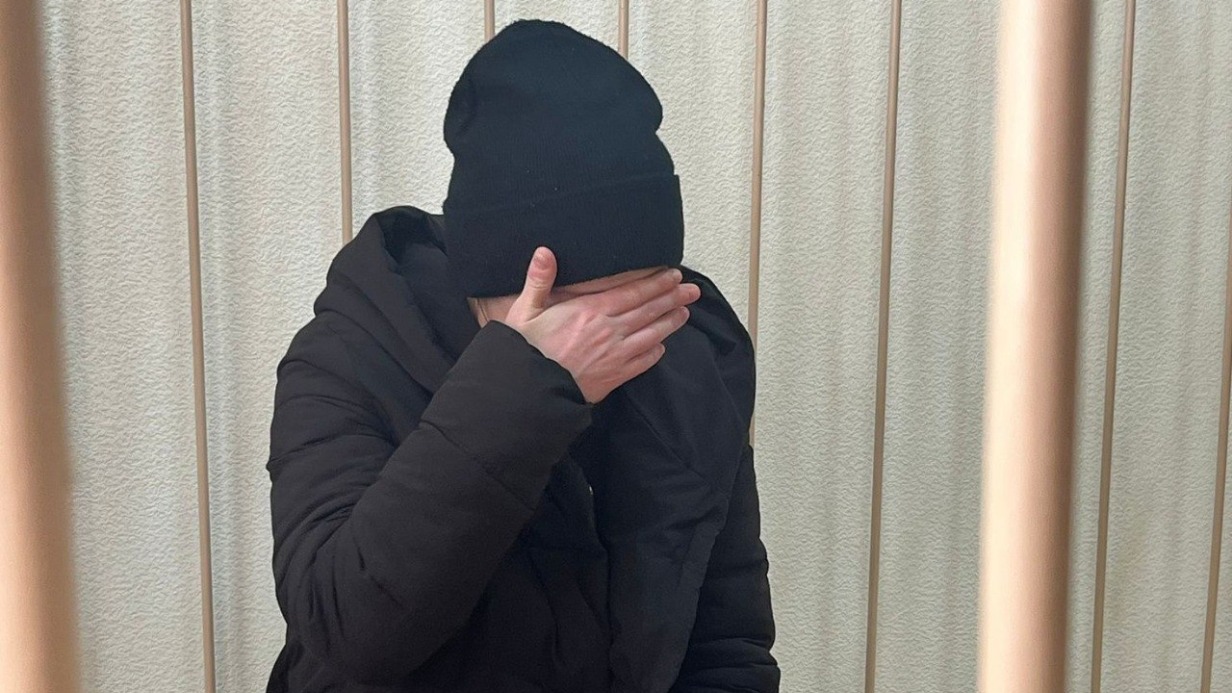 Суд арестовал подозреваемую по делу о взрыве газа в доме в Новосибирске