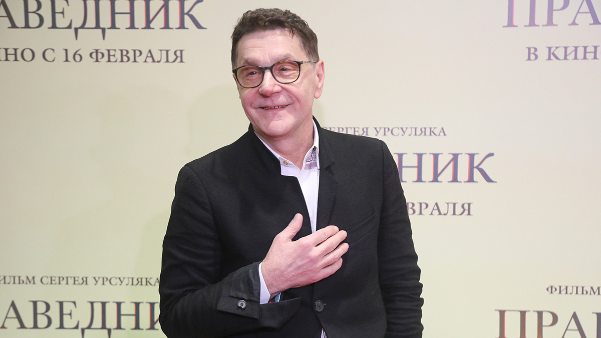 Маковецкий рассказал, что поклонница предлагала ему сбежать вместе в Италию