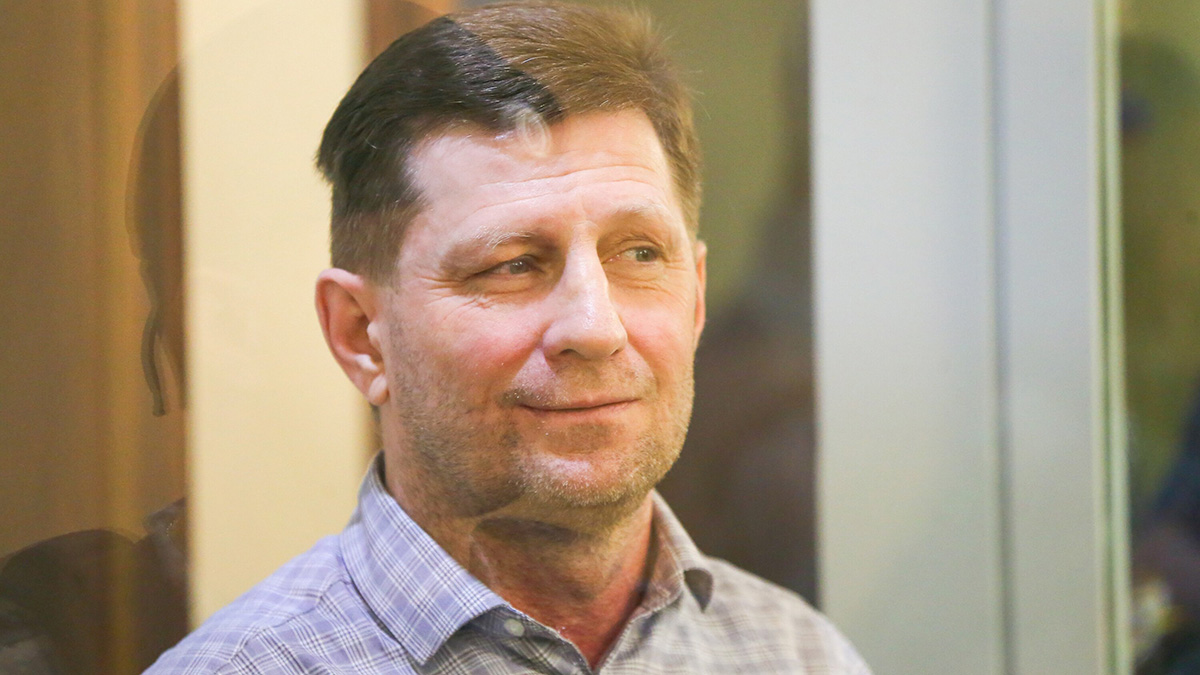 Фургал не может найти свои автомобили, пропавшие после ареста