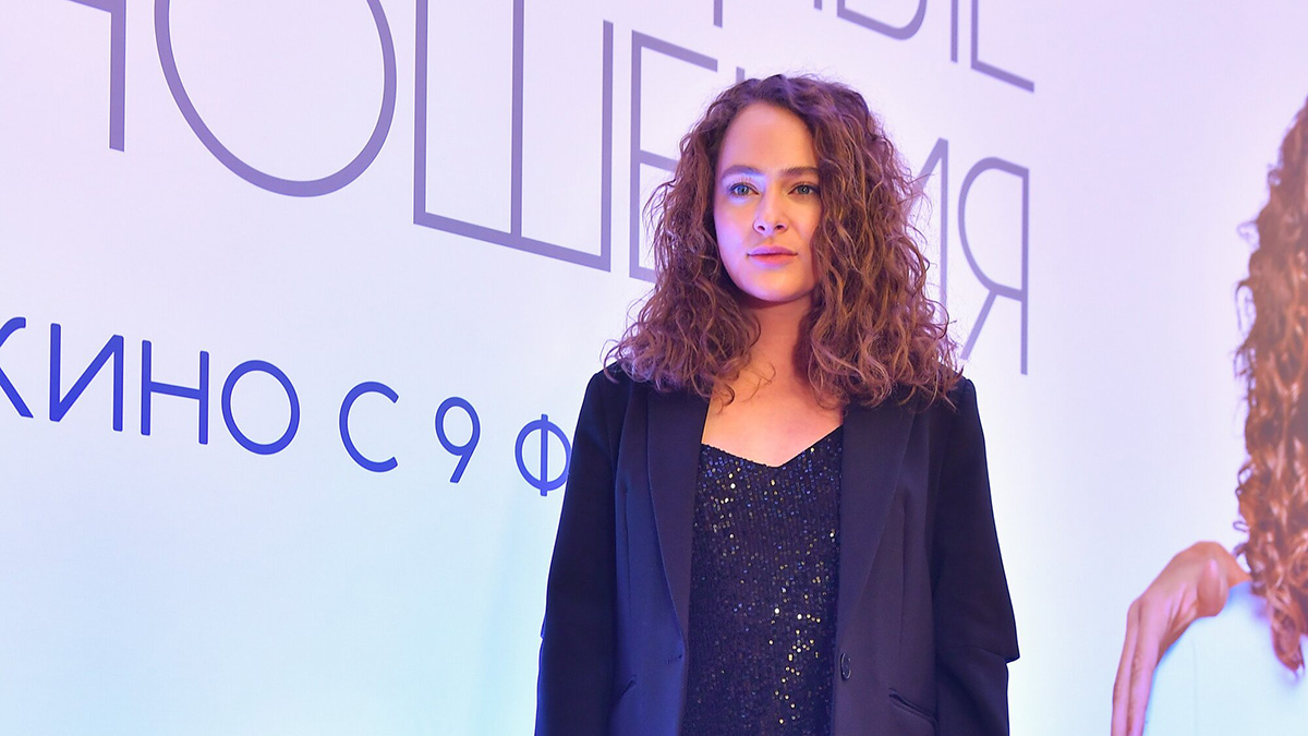 Актрисе Аглае Тарасовой грозит до семи лет за контрабанду наркотиков