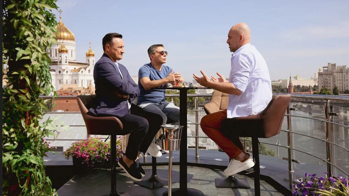 Мужчины говорят о простых удовольствиях: «Квартет И» победоносно шагает по экранам и по Москве