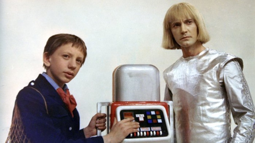 В советских кинокартинах роботы — это добрые создания, помогающие людям, — как Вертер из фильма «Гостья из будущего» / 1984 год