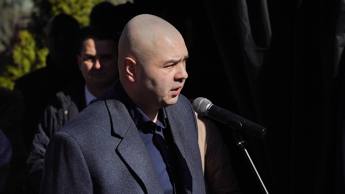 «Да вы знаете, кто я?!»: что известно о пьяном дебоше сына Жириновского