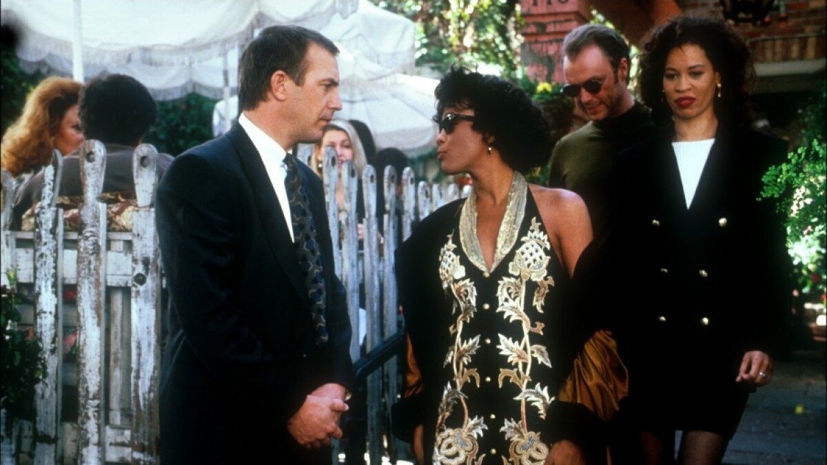 Телохранители звезд: сколько они получают и какими навыками должны обладать