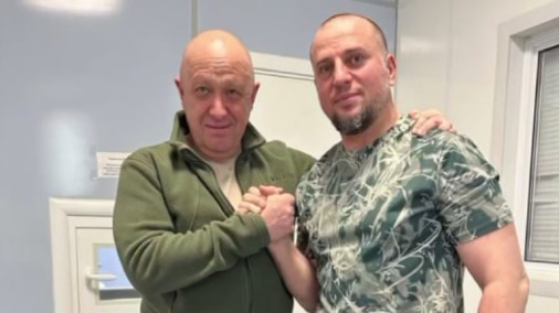 Пригожин навестил в больнице командира «Ахмата» Алаудинова