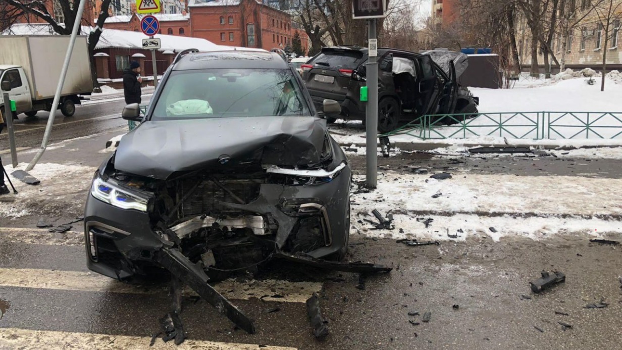 Пять человек погибли на дорогах Москвы за прошедшую неделю