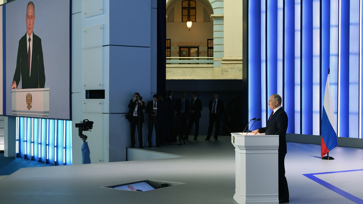 Путин: Россия будет аккуратно и последовательно решать задачи спецоперации